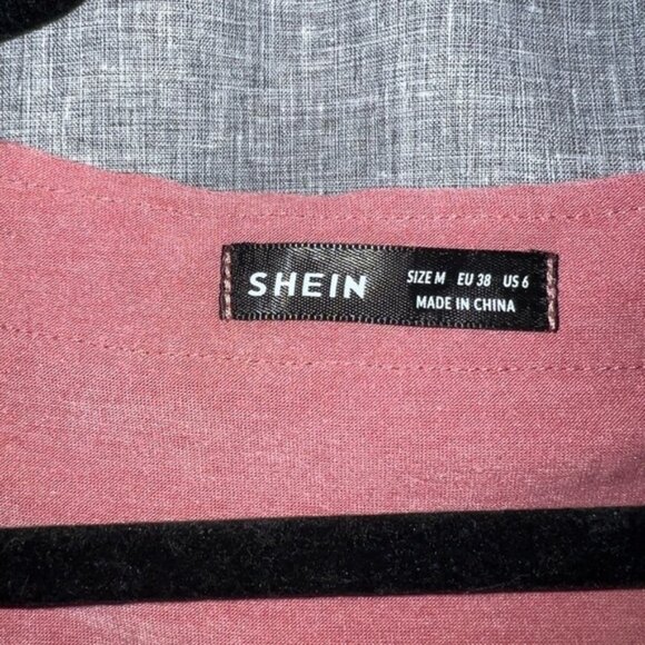 Women's Shein Tee Medium NWOT - Picture 2 of 5